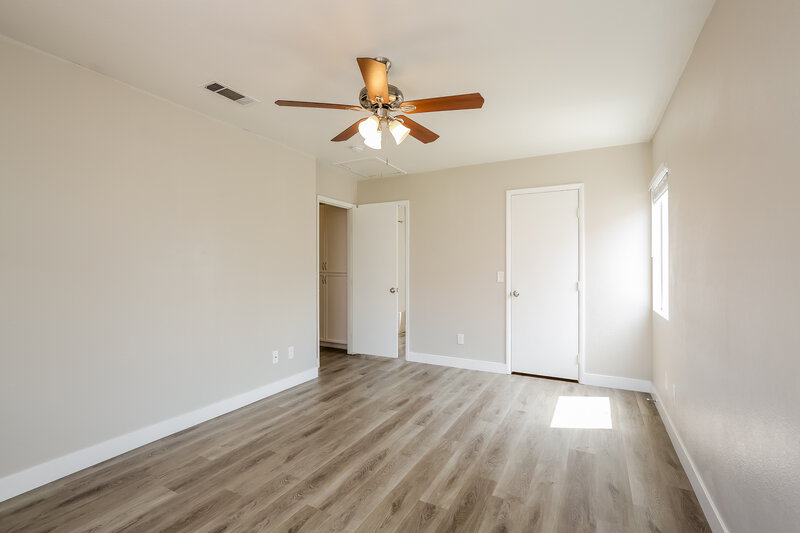 2,015/Mo, 3201 cheltenham st Las Vegas, NV 89129 Main Bedroom View 2