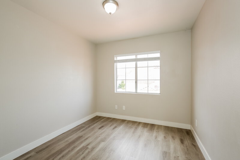 2,015/Mo, 3201 cheltenham st Las Vegas, NV 89129 Bedroom View 2
