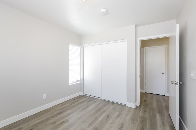2,085/Mo, 3201 cheltenham st Las Vegas, NV 89129 Bedroom View 3