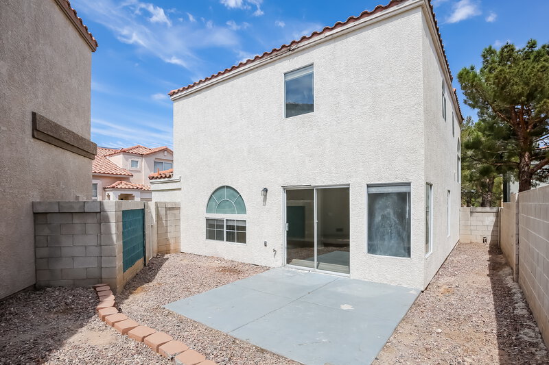 2,015/Mo, 3201 cheltenham st Las Vegas, NV 89129 Rear View