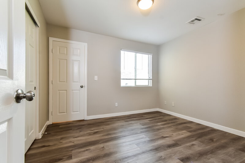 1,875/Mo, 7941 Violet Dawn St Las Vegas, NV 89149 Bedroom View 2