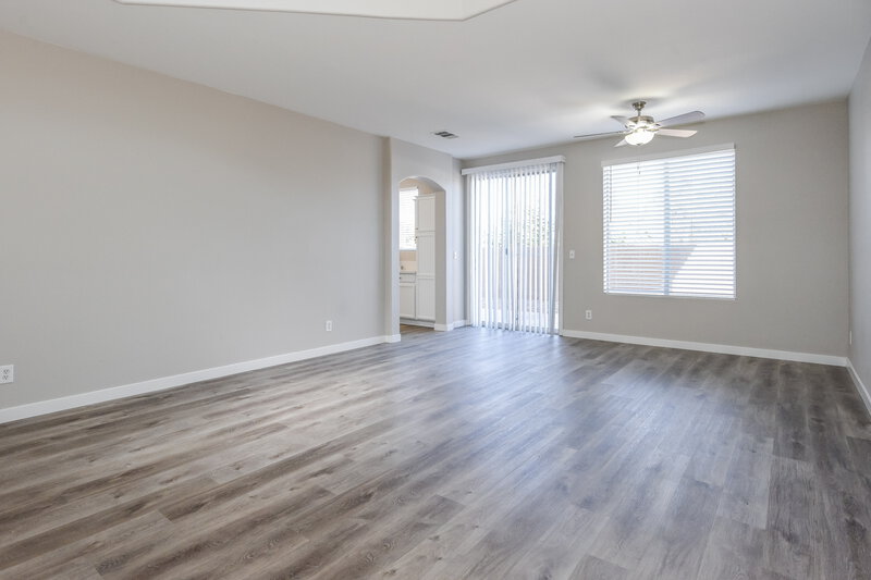 2,140/Mo, 7534 Luna del Rey St Las Vegas, NV 89123 Living Room View 2