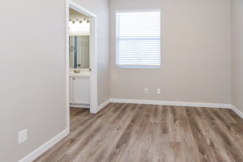 2,140/Mo, 7534 Luna del Rey St Las Vegas, NV 89123 Main Bedroom View