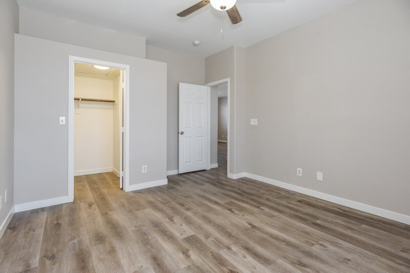 2,140/Mo, 7534 Luna del Rey St Las Vegas, NV 89123 Main Bedroom View 3