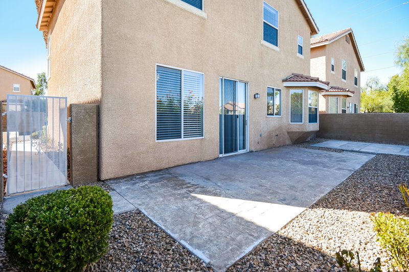 2,140/Mo, 7534 Luna del Rey St Las Vegas, NV 89123 Rear View