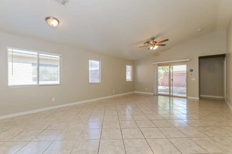 1,880/Mo, 5537 Harbour Pointe Ave Las Vegas, NV 89122 Living Room View 2