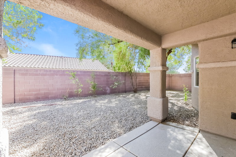 1,880/Mo, 5537 Harbour Pointe Ave Las Vegas, NV 89122 Rear View