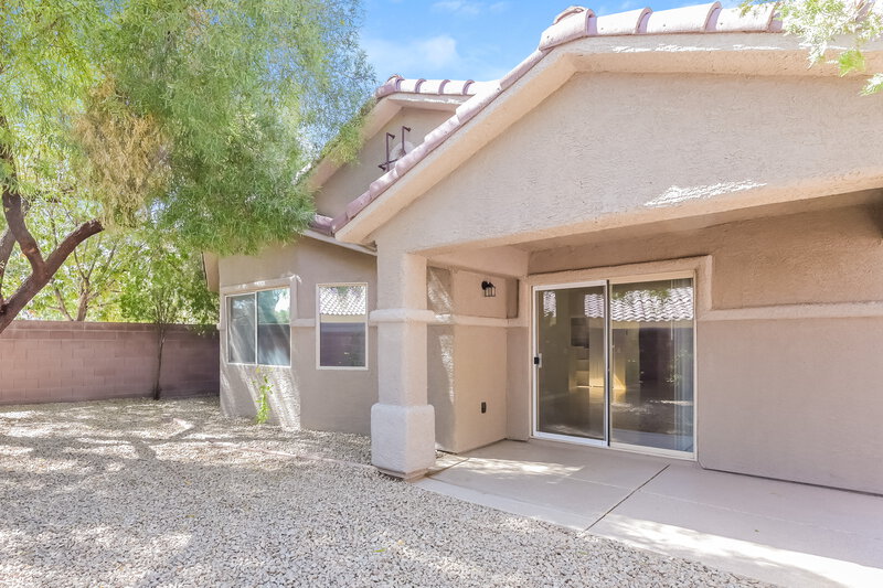 1,880/Mo, 5537 Harbour Pointe Ave Las Vegas, NV 89122 Rear View 2