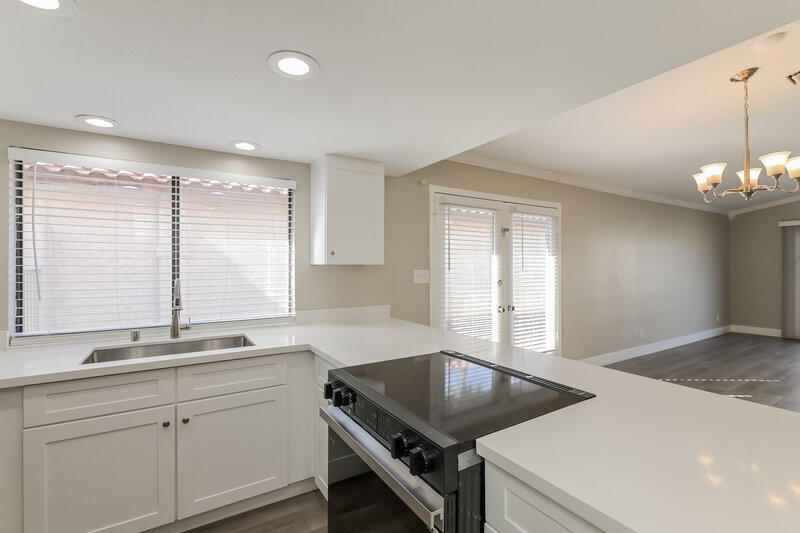 1,975/Mo, 7700 Blackbird Ave Las Vegas, NV 89145 Kitchen View 2