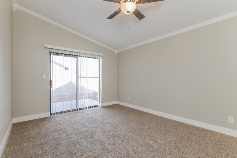 1,975/Mo, 7700 Blackbird Ave Las Vegas, NV 89145 Main Bedroom View
