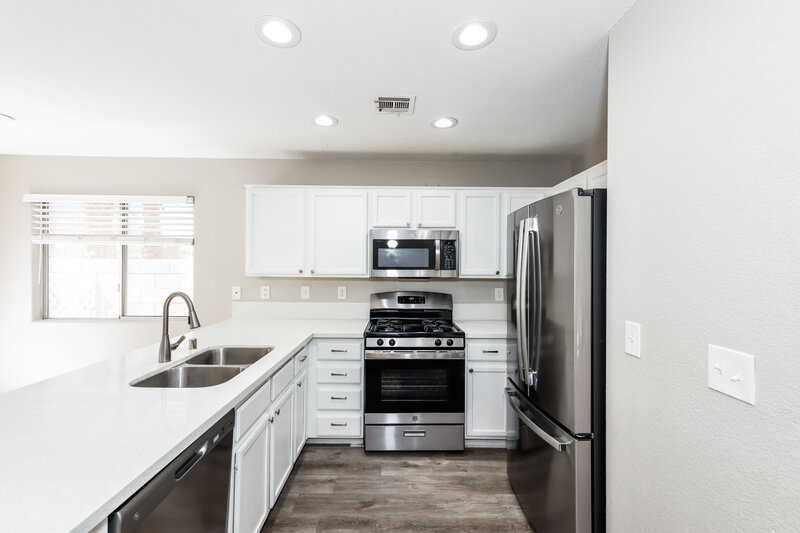2,220/Mo, 10265 Montana Mountain Street Las Vegas, NV 89183 Kitchen View