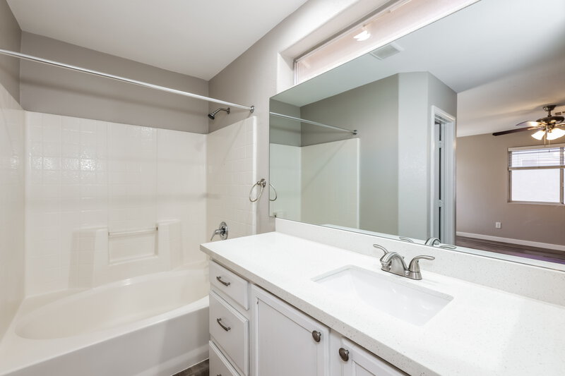 2,220/Mo, 10265 Montana Mountain Street Las Vegas, NV 89183 Main Bathroom View