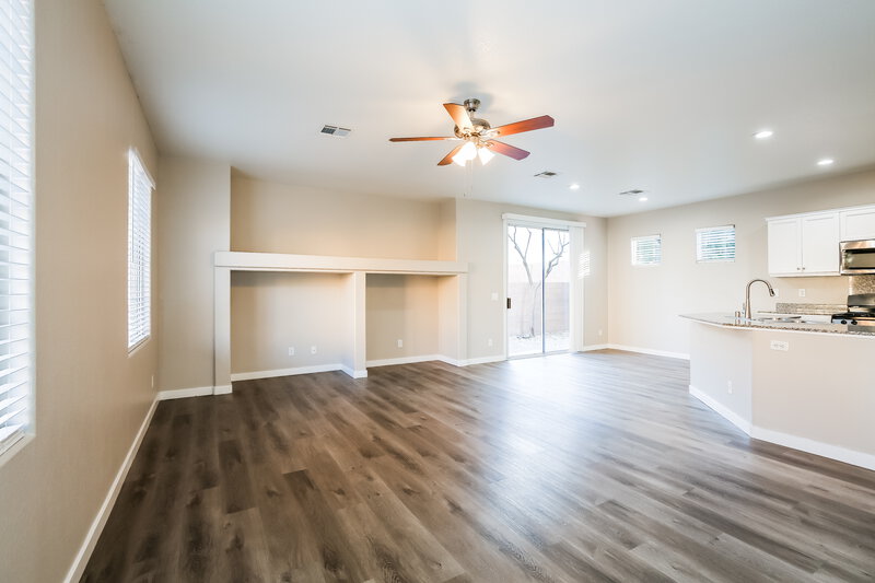 2,200/Mo, 3641 Pinnate Dr Las Vegas, NV 89147 Living Room View