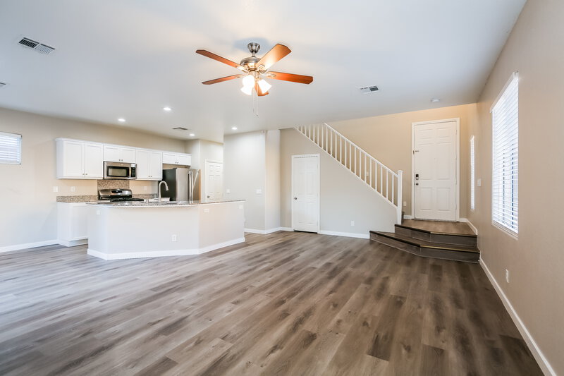 2,200/Mo, 3641 Pinnate Dr Las Vegas, NV 89147 Living Room View 2