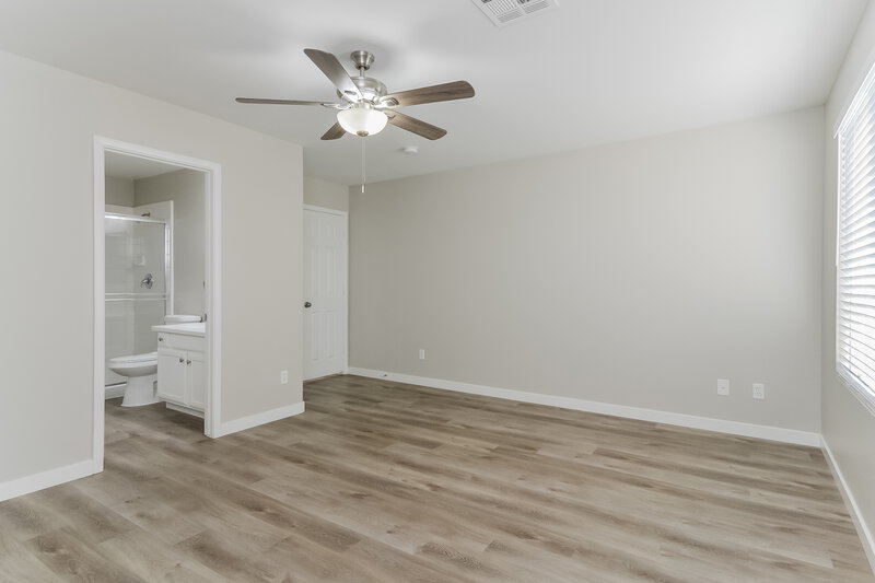 2,275/Mo, 7659 Glorietta Bay Ct Las Vegas, NV 89139 Main Bedroom View