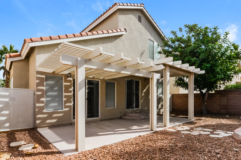 2,275/Mo, 7659 Glorietta Bay Ct Las Vegas, NV 89139 Rear View