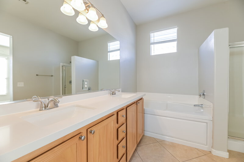 3,080/Mo, 125 Coney Island Ave Las Vegas, NV 89123 Main Bathroom View
