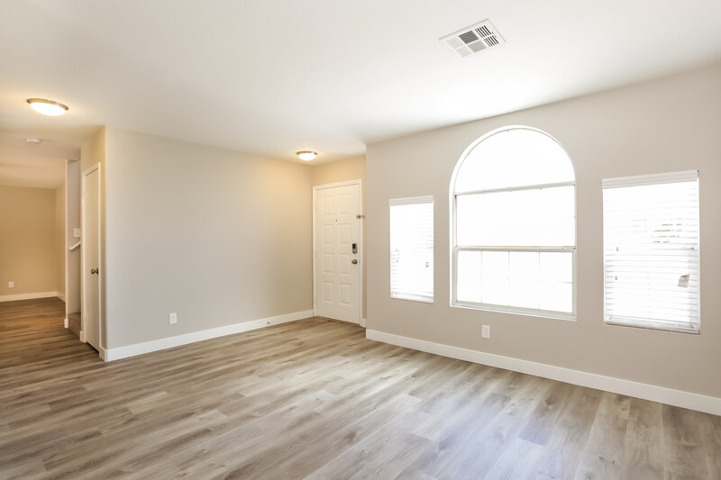 2,230/Mo, 800 Rock Springs Dr Las Vegas, NV 89128 Living Room View