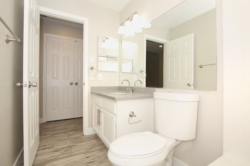 2,590/Mo, 4445 Cielo Ln Las Vegas, NV 89130 Bathroom View