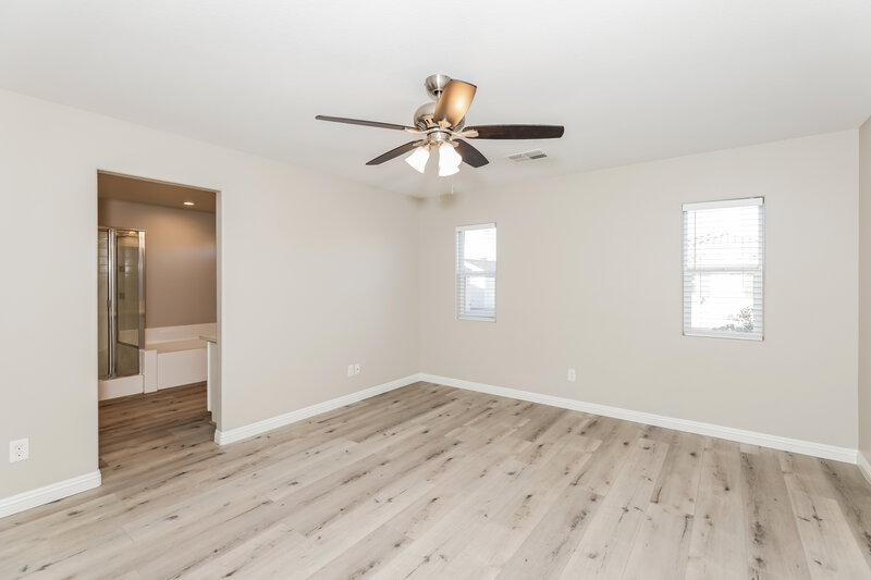 1,985/Mo, 8273 Oliver Twist Ln Las Vegas, NV 89113 Main Bedroom View