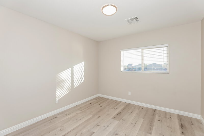 1,985/Mo, 8273 Oliver Twist Ln Las Vegas, NV 89113 Bedroom View 2