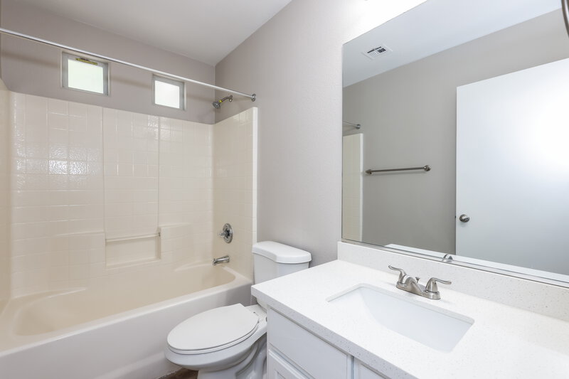 2,460/Mo, 1743 Dark Wolf Ave Las Vegas, NV 89123 Bathroom View