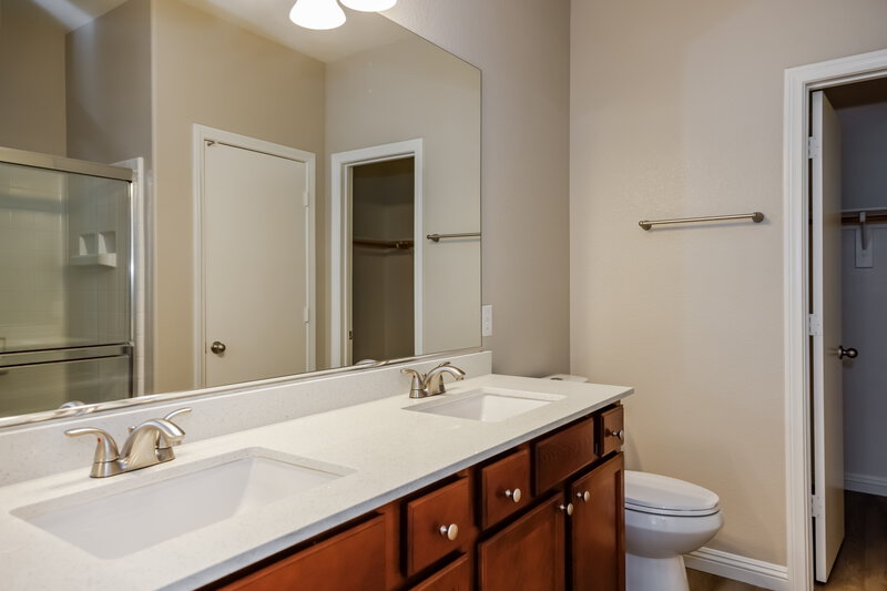 2,165/Mo, 181 Crested Creek Ave Henderson, NV 89011 Bathroom View