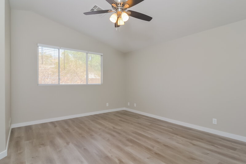 2,345/Mo, 674 Pacific Cascades Drive Henderson, NV 89012 Main Bedroom View