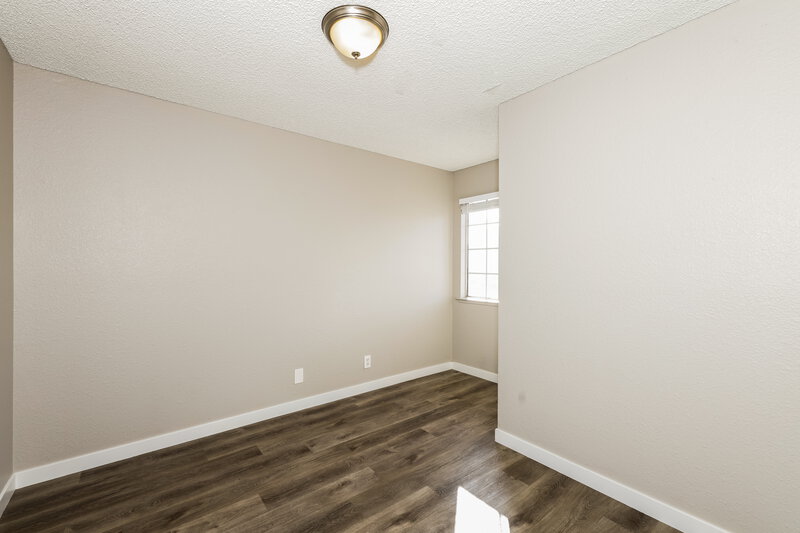 1,990/Mo, 609 Carleton Dr Henderson, NV 89014 Bedroom View