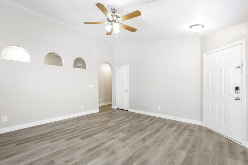 2,155/Mo, 6531 Duck Hill Springs Dr Las Vegas, NV 89122 Living Room View 2