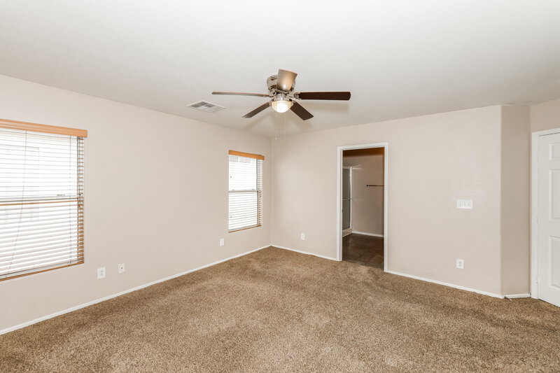 2,130/Mo, 3433 Palatine Hills Ave North Las Vegas, NV 89081 Main Bedroom View 2
