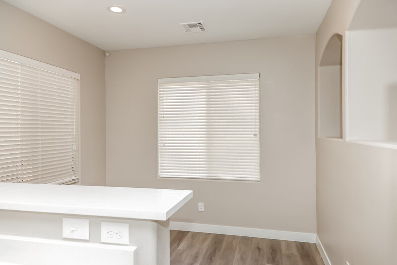 1,860/Mo, 5864 Cape Hatteras Ct Las Vegas, NV 89139 Dining Room View