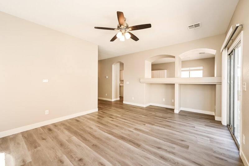1,945/Mo, 5864 Cape Hatteras Ct Las Vegas, NV 89139 Living Room View 3