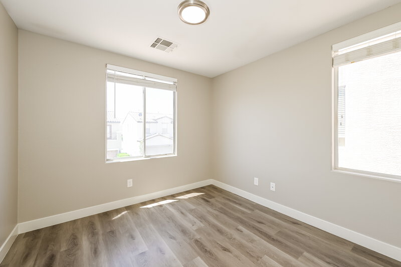 1,945/Mo, 5864 Cape Hatteras Ct Las Vegas, NV 89139 Bedroom View