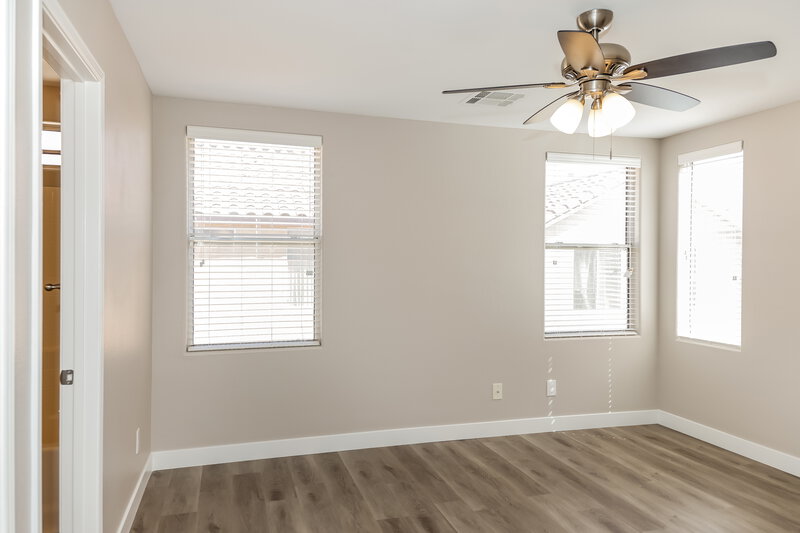 1,860/Mo, 5864 Cape Hatteras Ct Las Vegas, NV 89139 Main Bedroom View