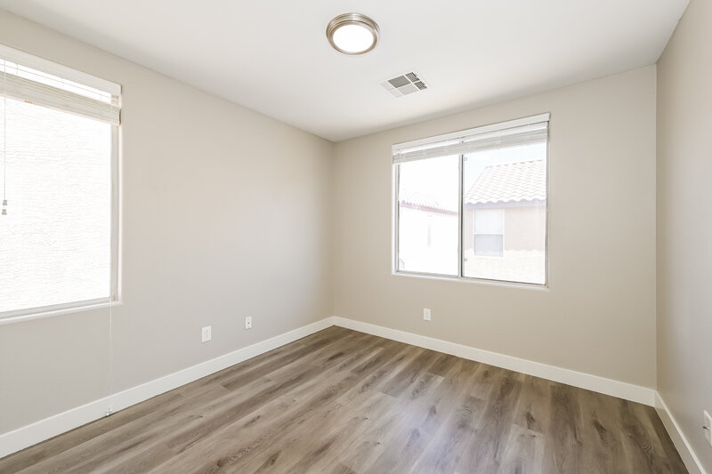 1,945/Mo, 5864 Cape Hatteras Ct Las Vegas, NV 89139 Bedroom View 2