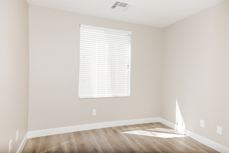 1,860/Mo, 5864 Cape Hatteras Ct Las Vegas, NV 89139 Bedroom View