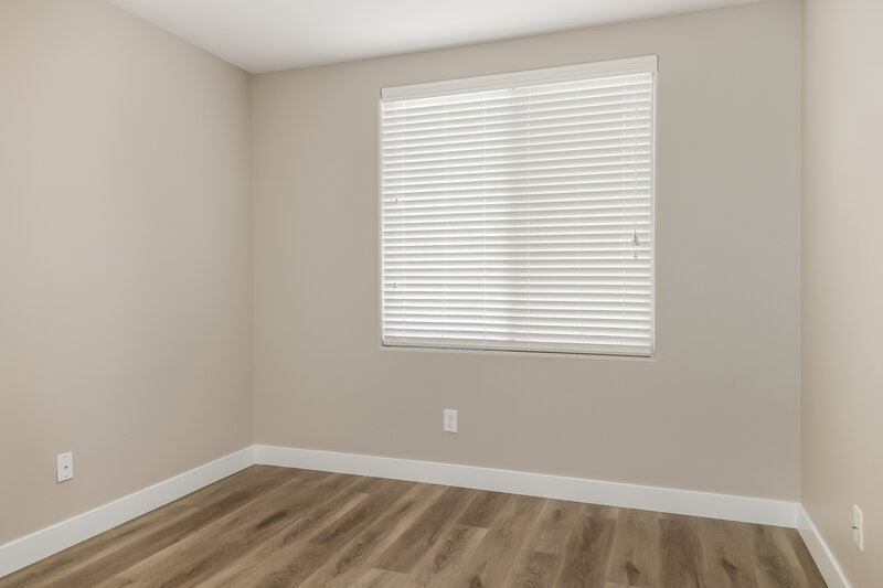 1,860/Mo, 5864 Cape Hatteras Ct Las Vegas, NV 89139 Bedroom View 2