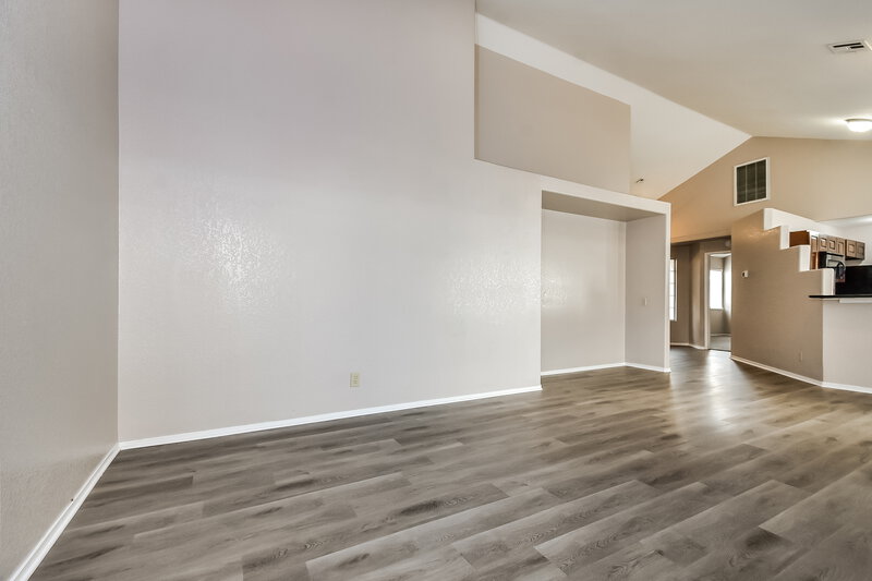 1,950/Mo, 304 Coconut Grove Ct Las Vegas, NV 89145 Living Room View 3