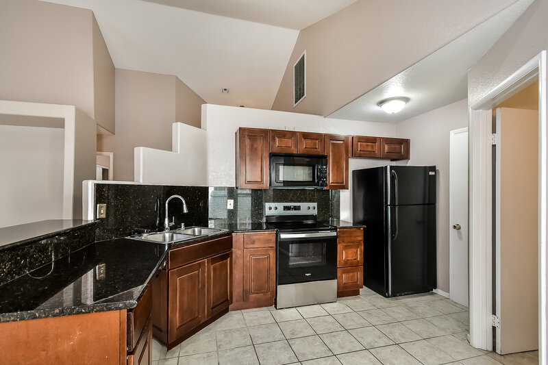 1,950/Mo, 304 Coconut Grove Ct Las Vegas, NV 89145 Kitchen View