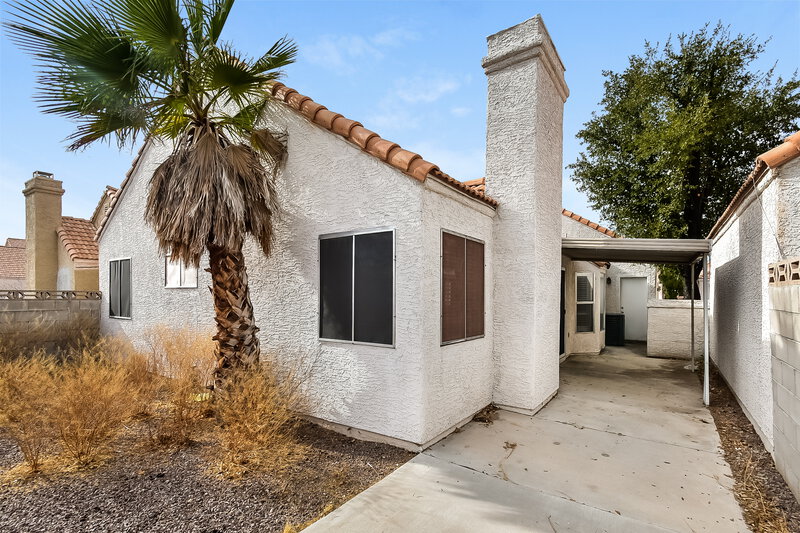 1,950/Mo, 304 Coconut Grove Ct Las Vegas, NV 89145 Rear View