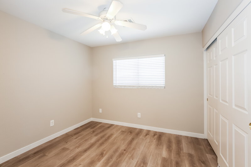 2,175/Mo, 8416 Debellis Creek Ct Las Vegas, NV 89131 Bedroom View 2