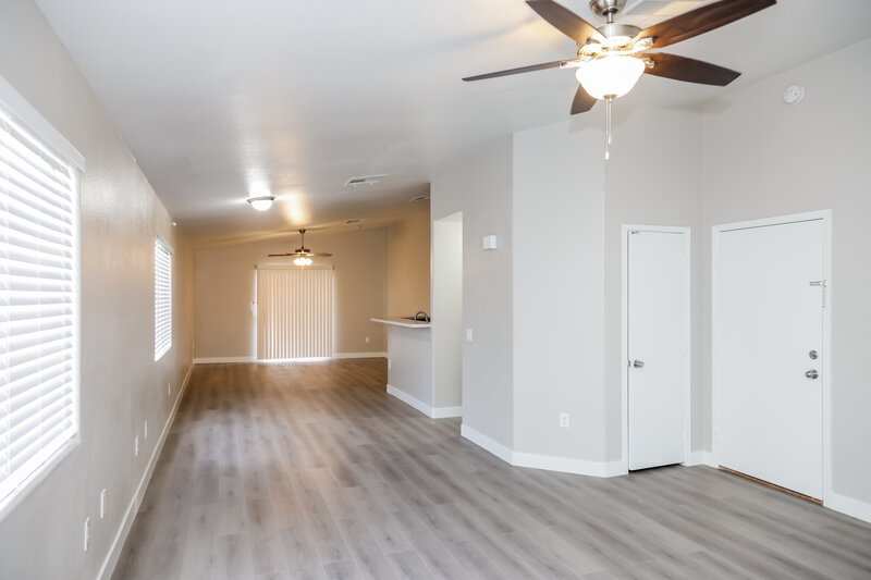 2,105/Mo, 5285 Mineral Lake Dr Las Vegas, NV 89122 Living Room View