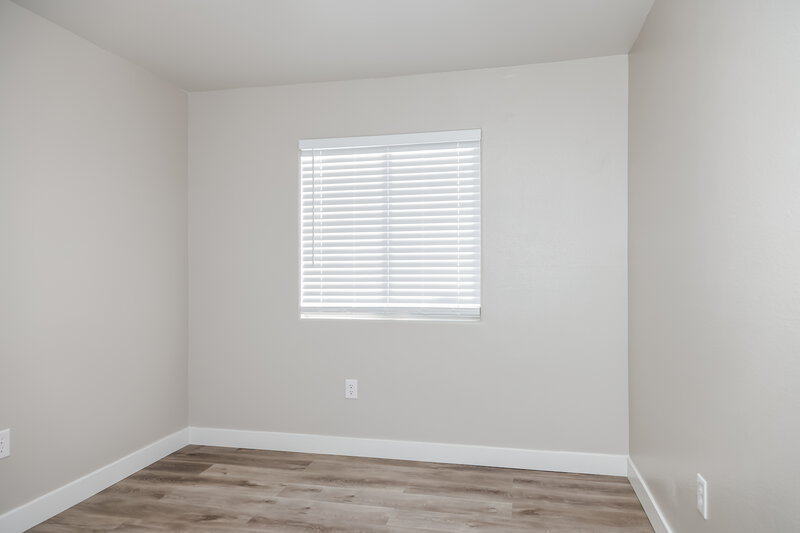 2,105/Mo, 5285 Mineral Lake Dr Las Vegas, NV 89122 Bedroom View