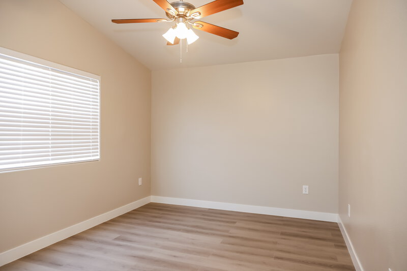 2,105/Mo, 5285 Mineral Lake Dr Las Vegas, NV 89122 Bedroom View 4