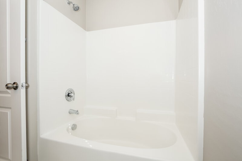 2,065/Mo, 7708 Twirling Yarn Ct Las Vegas, NV 89149 Bathroom View 2