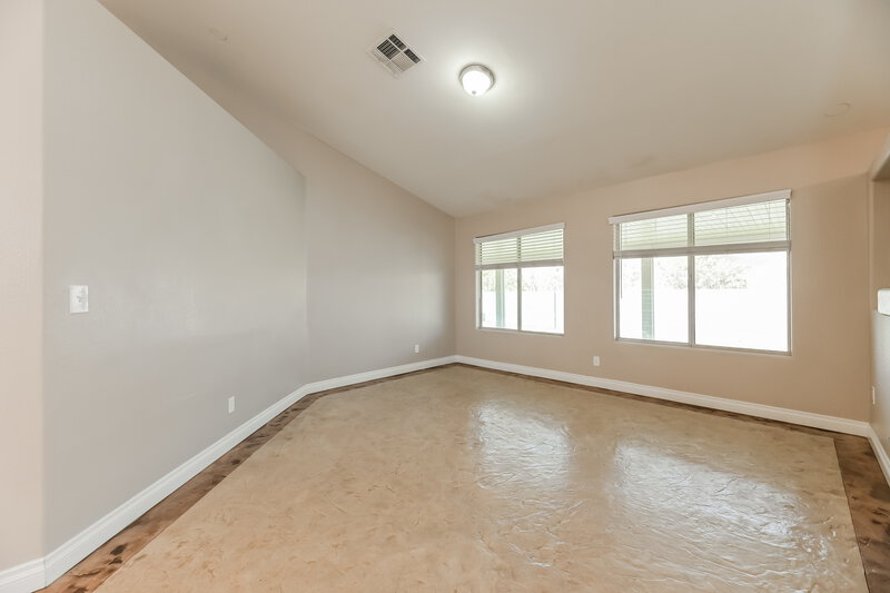 3,390/Mo, 170 Coastal Pier Ct Henderson, NV 89002 Living Room View 2