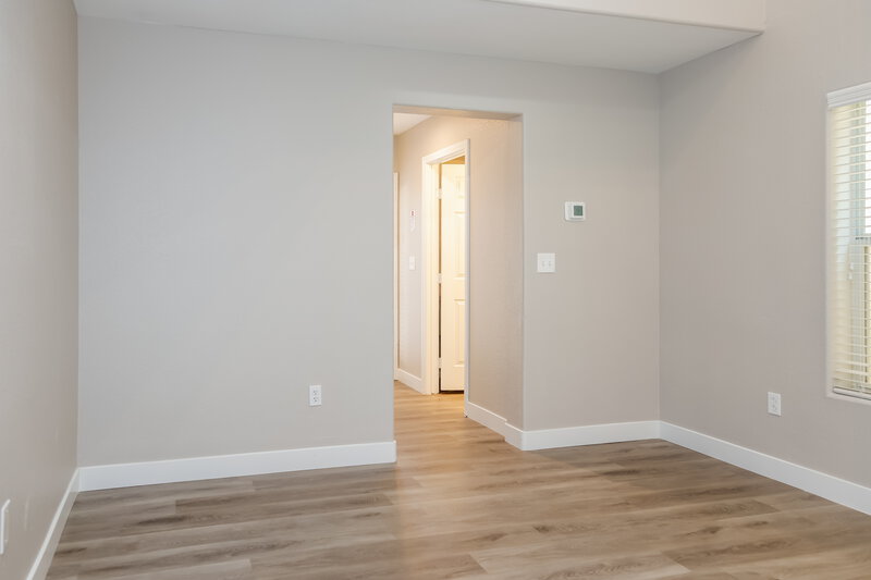2,115/Mo, 9552 Scorpion Track Ct Las Vegas, NV 89178 Bedroom View 3