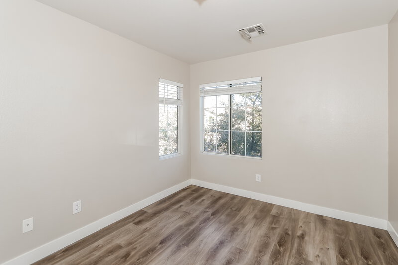 1,795/Mo, 5053 Sagelyn St Las Vegas, NV 89122 Bedroom View