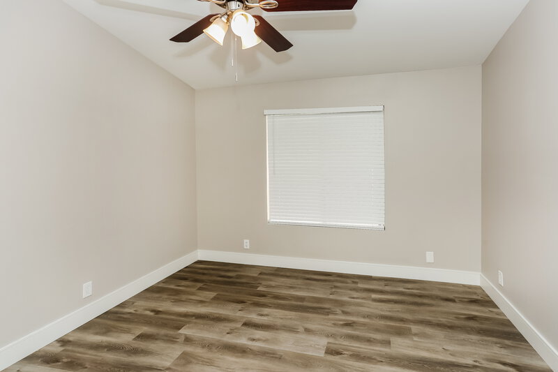 2,090/Mo, 7301 Lost Shadow Ct Las Vegas, NV 89131 Main Bedroom View 2